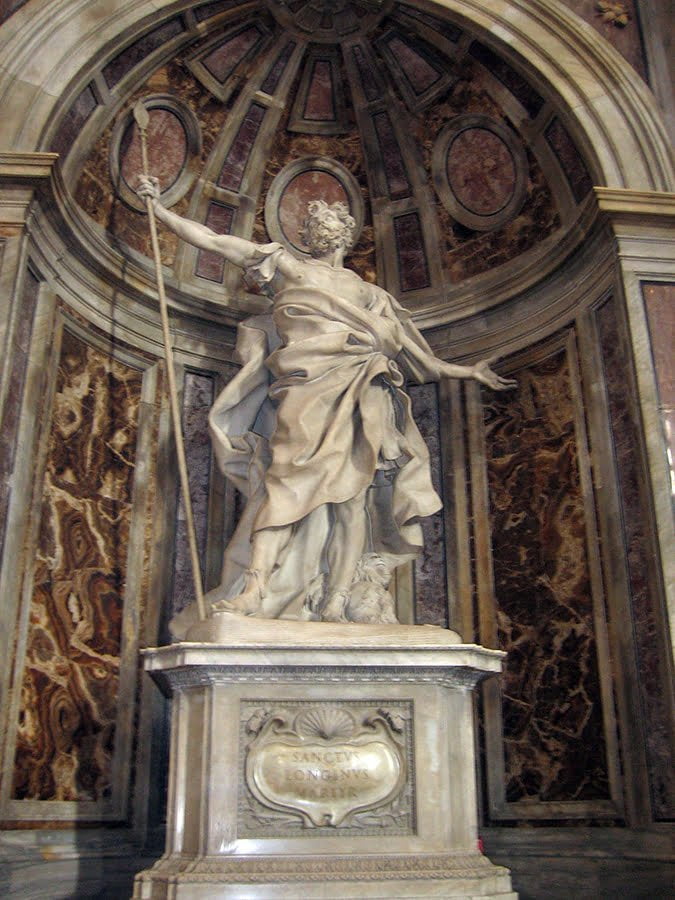 Berninijeva figura Sv Longina u bazilici Sv Petra u Rimu