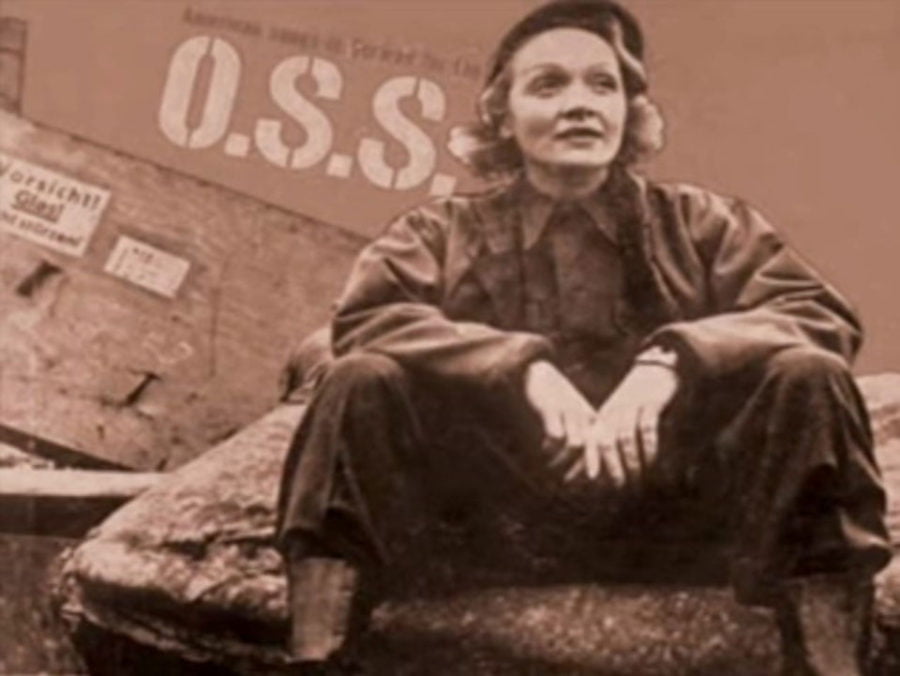 Marlena Ditrih na turneji organizovanoj od strane OSS tokom rata