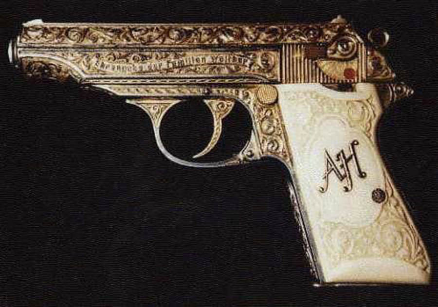 10. Hitlerov zlatni pištolj, 114.000 dolara