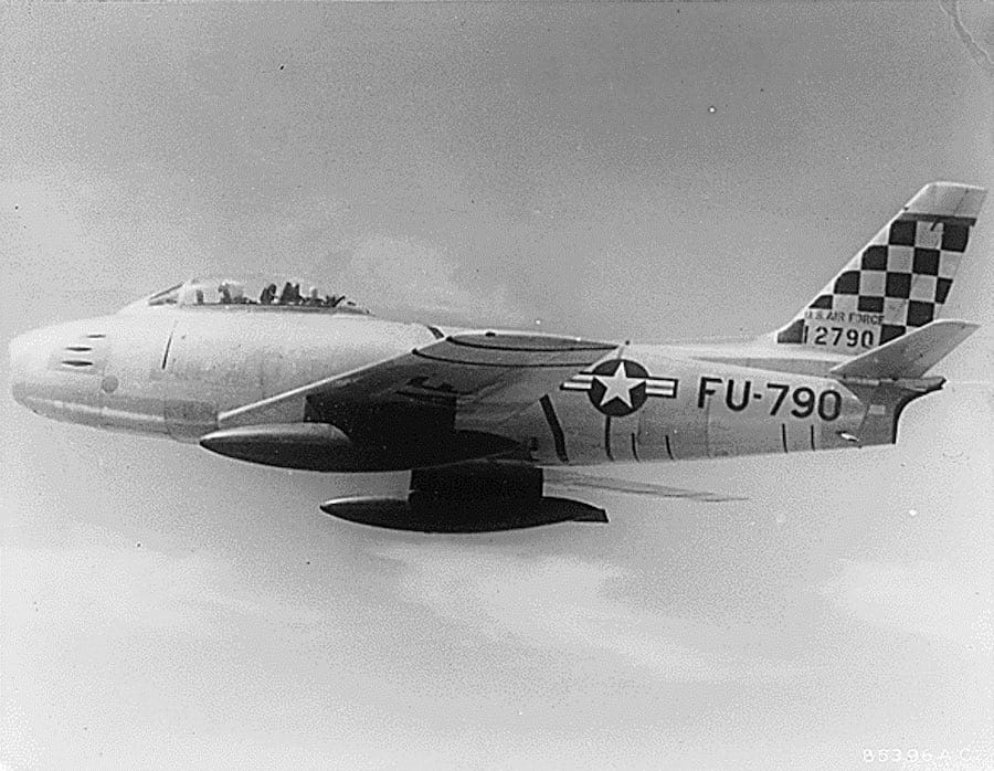 F-86F Sejbr RV SAD u letu