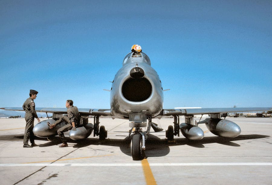 Pogled na usisnik lovca F-86F