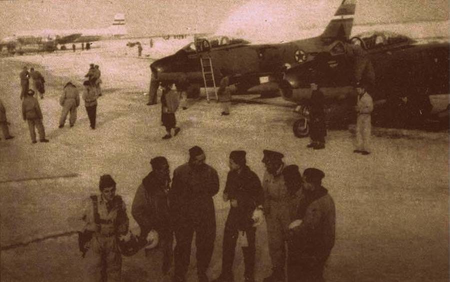 Aerodrom Batajnica – lovci F-86E Sejbr 204. lovačkog puka na stajanci