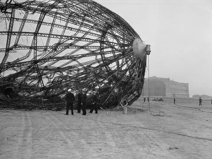 Dirižabl - Hindenburg nesreća Foto: AP/History/Insider