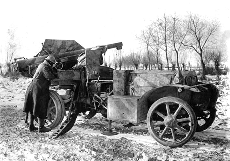 Francuski protivavionski top 75 mm M1913 na šasijama kamiona ''De Dion-Bušon''