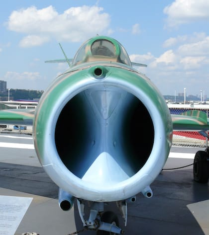 S-13 NA MiG-15