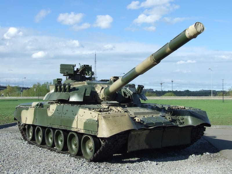 Tenk T-80 UE-1