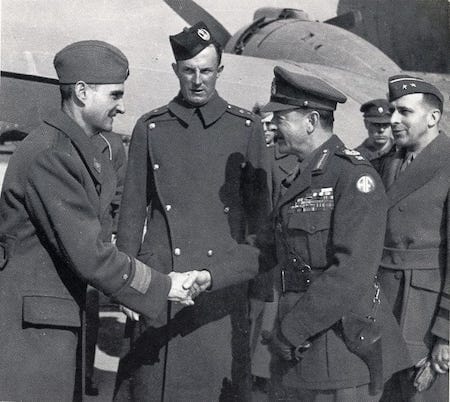 General Arso Jovanović i feldmaršal, komandant Savezničkih snaga Harold Aleksander prvi Erls od Tunisa, general-major Ficroj Meklejn i general major Liman Lajmnicer prilikom posete Sremskom frontu. Februar 1945.