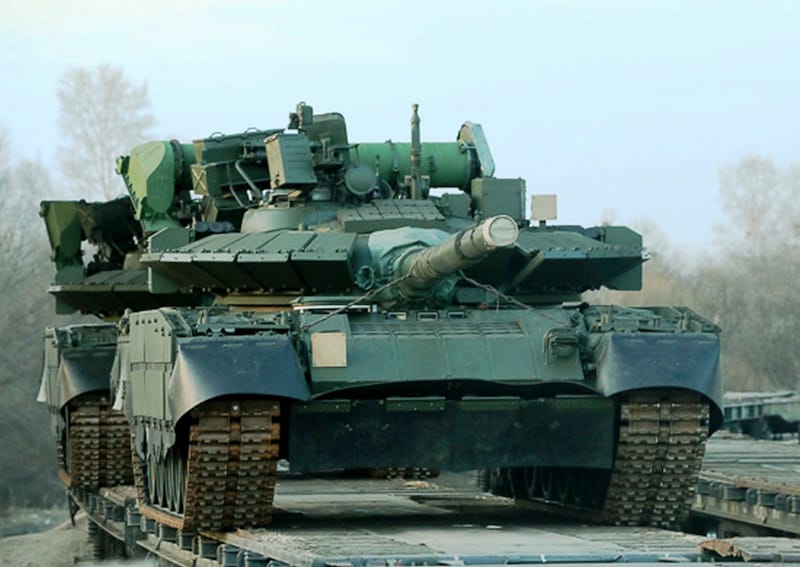 Tenkovi Т-80БВМ kojima je 7 aprila 2021 opremljena 64 motorstreljacka brigada
