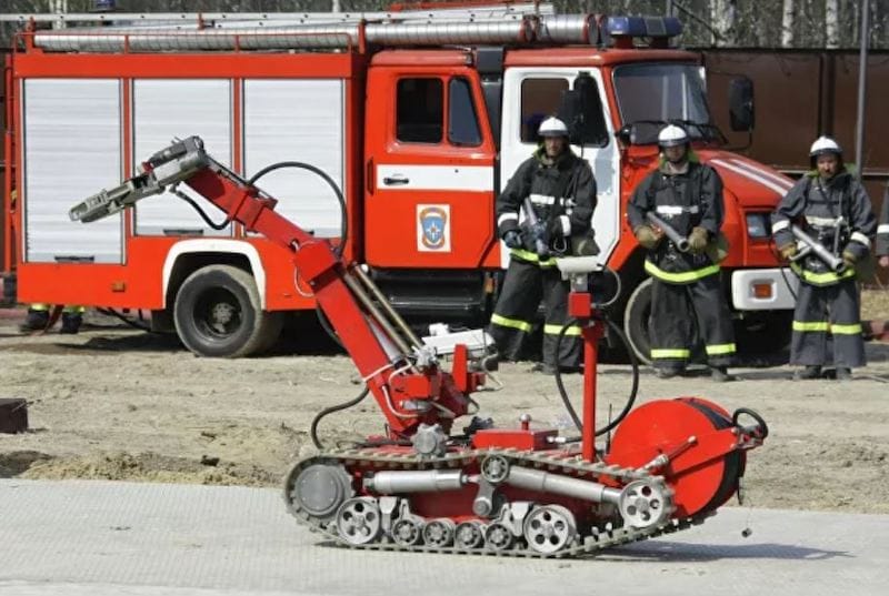 ROBOT ZA IZVIĐANJE POŽARA