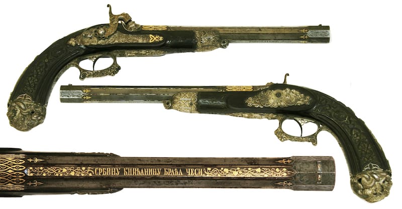 Izgledi pištolјa. Istorijski muzej Srbije