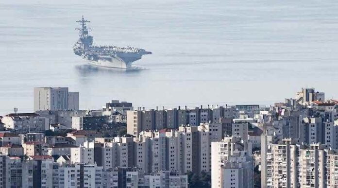 najveći američki nosač aviona na nuklearni pogon uplovio u split