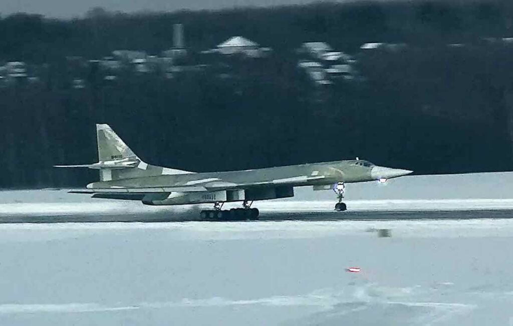 drugi ruski nuklearni bombarder tu 160m beli labud poleteo