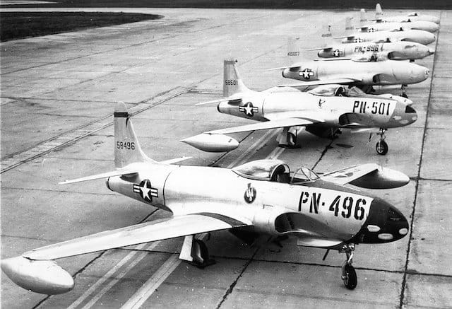 lockheed f 80 shooting star prvi avioni koji su dopunjavani u ratnim dejstvima