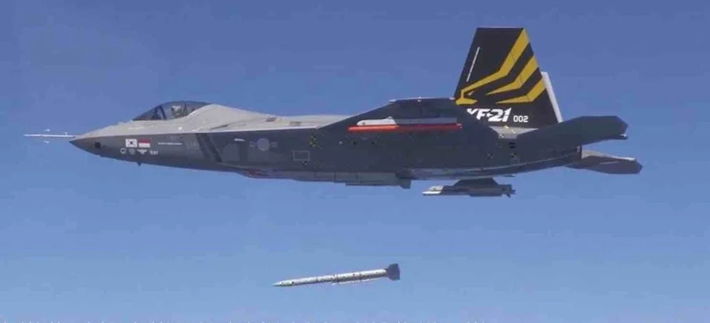 kf-21 lansira raketu Meteor