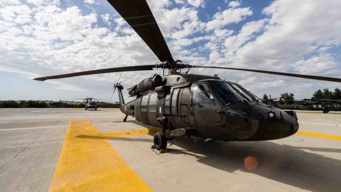 uh 60 sikorsky black hawk