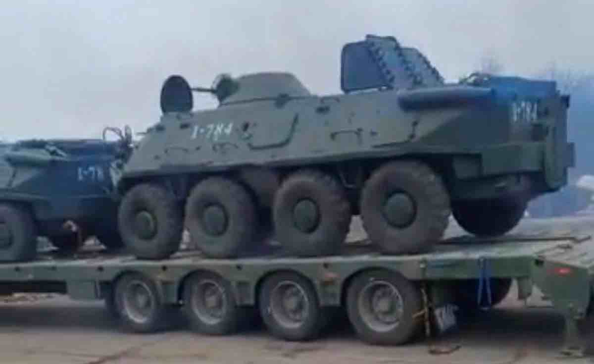 rumunski oklopni transporteri tav 71m primeceni u ukrajini