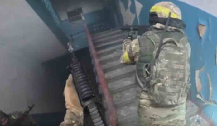 inspirisani holivudom ukrajinski vojnici snimili svoje stradanje u bahmutu