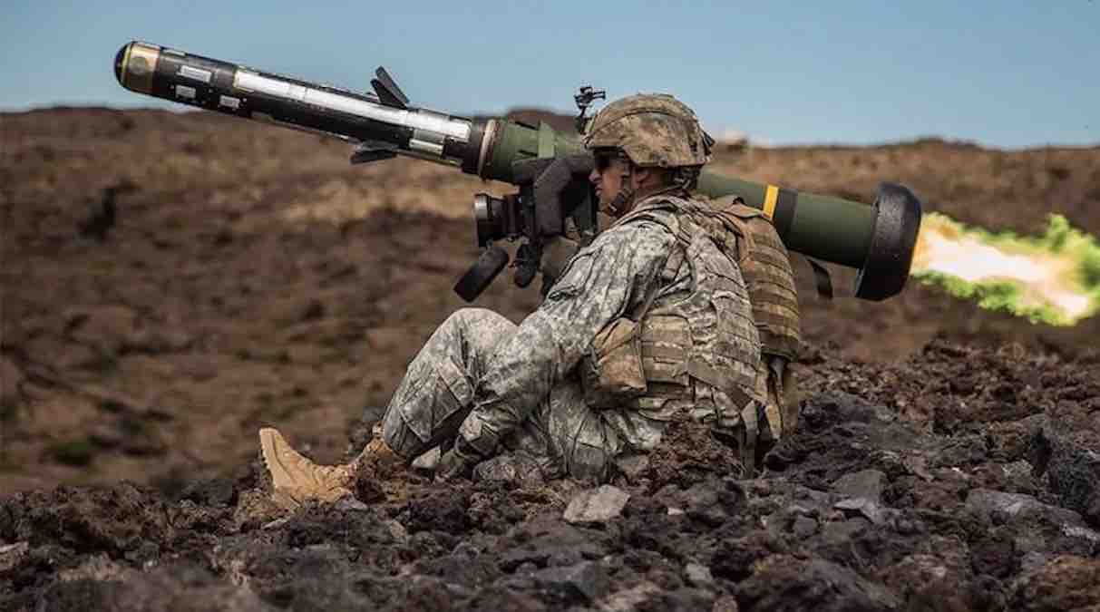 SAD prodaje Kosovu 246 ručnih raketnih bacača FGM-148 Javelin, uprkos protivljenju Srbije