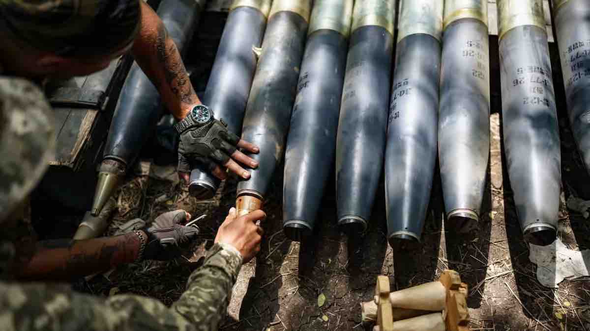 ukrajinske trupe pripremaju severnokorejske rakete za lansiranje u blizini orihiva u zaporozju krajem proslog meseca copy serhii mikhalchukglobal images ukrajinagetty images