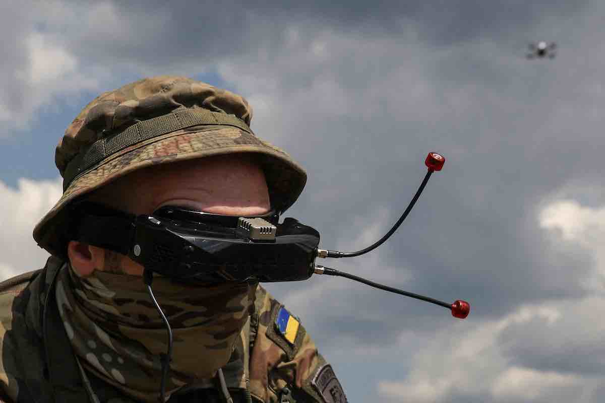 ukrajinski operater fpv drona 1