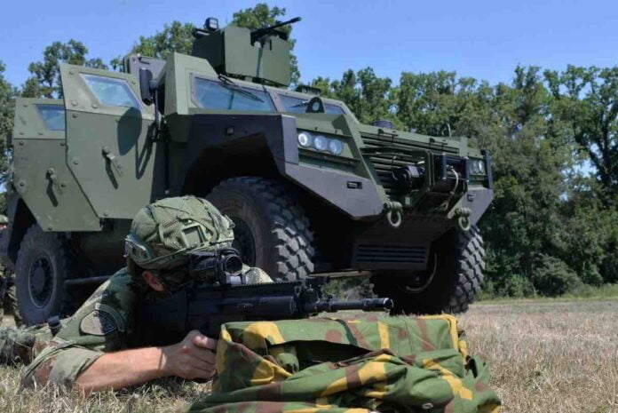 vojnik sa m17 foto mo srbije