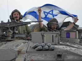 izraelski borci sa zastavom