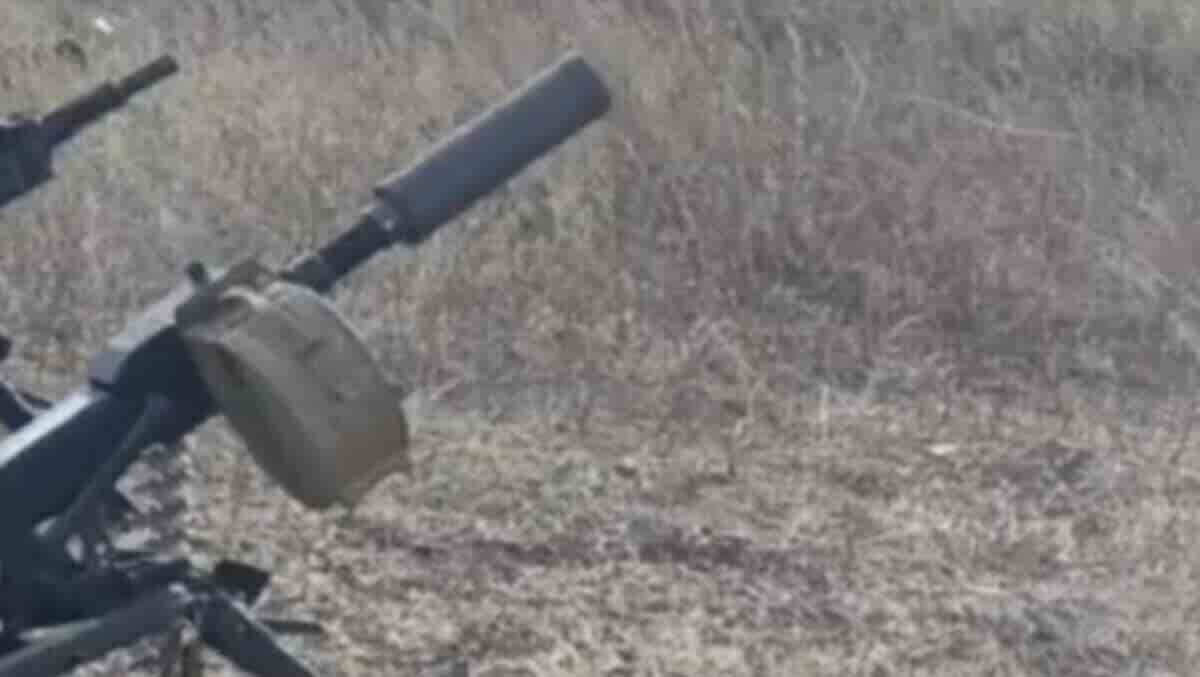 ruska vojska pocela da koristi automatske bacace granata ags 17 sa prigusivacima