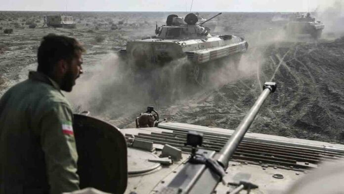 sa najnovijim dronovima stotinama helikoptera i raznim projektilima iran izveo vojne vezbe velikih razmera sa najnovijim dronovima stotinama helikoptera i raznim projektilima iran izveo vojne vezbe velikih razmera