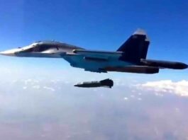 su 34 baca bombu kab 1500 u slobodnom padu u siriji