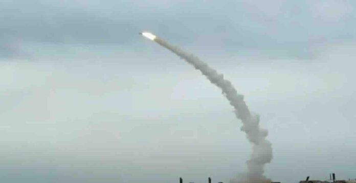 izraelu i ukrajini zakazali pvo objavljeni snimci nepravilnog rada sistema „gvozdena kupola i s 300 rakete pale na naselje