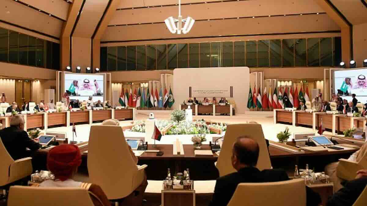 muslimanske zemlje istovremeno odrzale dva vanredna samita o situaciji u pojasu gaze