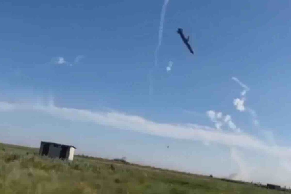 presretanje britanske rakete strom shadow od strane ruskih sistema protivvazdusne odbraneelektronskog ratovanja zabelezeno na videu