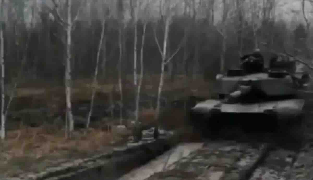 novi video tenka abrams u ukrajini 1