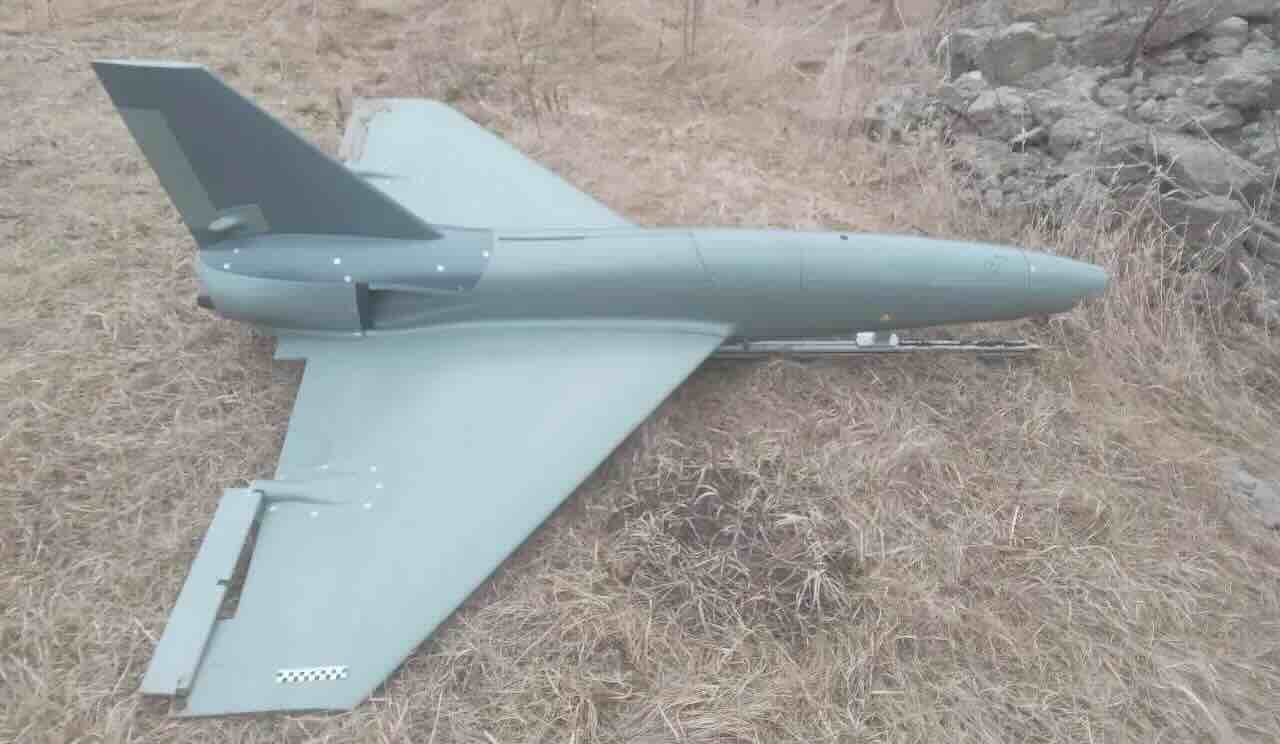 dron britanske proizvodnje mqm 185b pronaden u blizini ruskih pozicija u lugnasku
