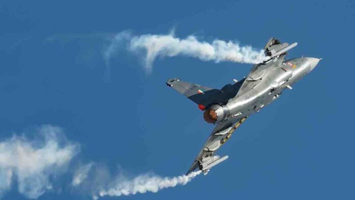 tejas na aero mitingu