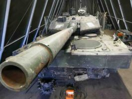 ruska vojska trenutno pažljivo proučava nedavno zarobljeni nemački tenk leopard 2a5