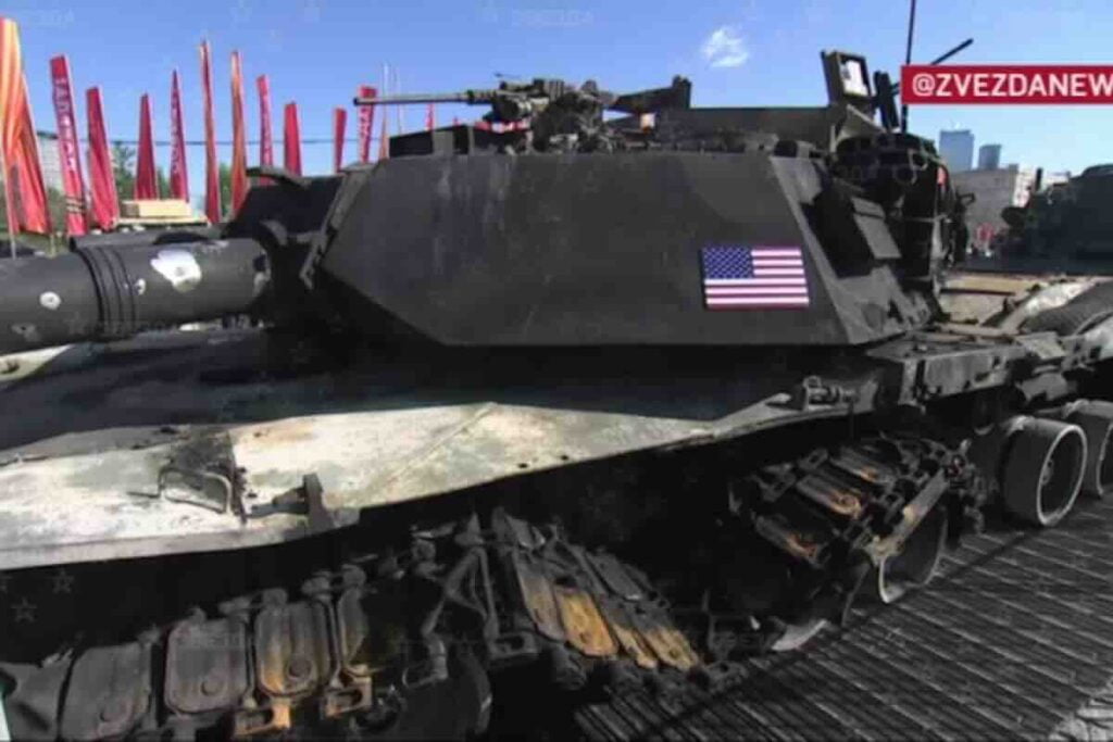 američki tenk m1 abrams stigao na izložbu u moskvi