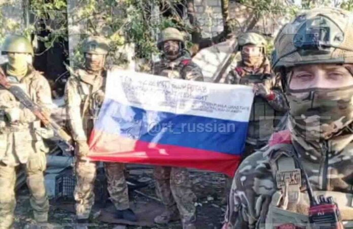rusi na 20 kilomtera od harkova pripadnici 47. divizije podigli zastavu u kotljarovki