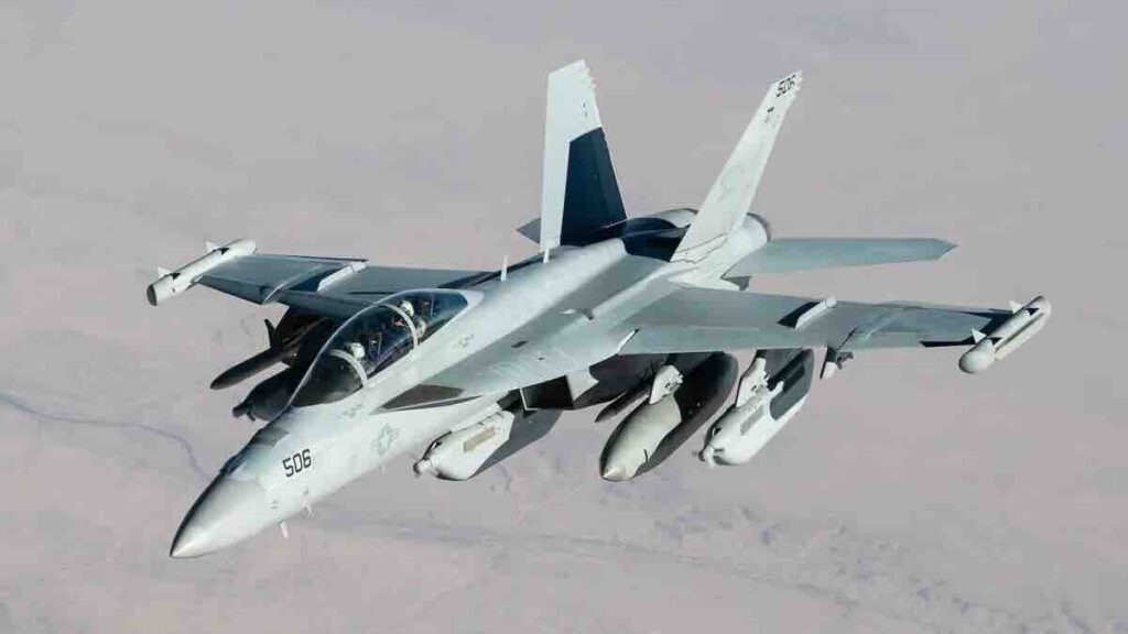 pad ea 18g growler poginula dva pilota iz eskladrile koja je letos zabeležila prvi pogodak vazduh vazduh u istoriji lovca i to protiv huta