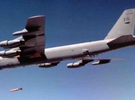 b52 lasnira navođenu bombu jdam