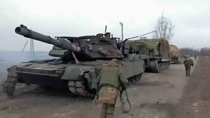 isplivao video odvlačenja trofejnog tenka m1a1sa abrams od 65 tona i rusa koji se žale kako im je pretežak