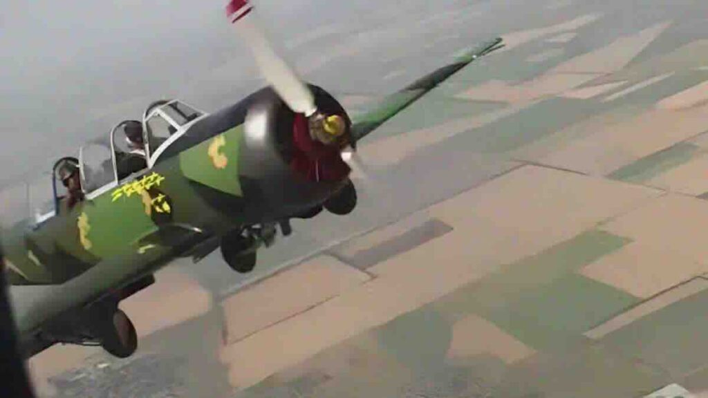 oružane snage ukrajine sve više koriste sportske trenažne avione jak 52 kako bi obarali ruske dronove