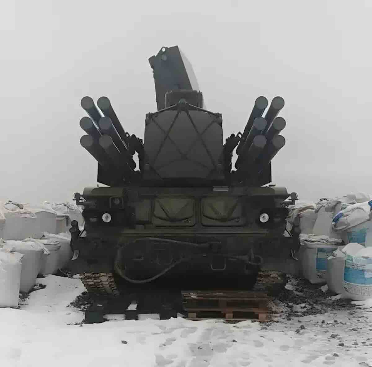 rusija predstavila najnoviji pvo sistem „pancir sm sv“ sa guseničnim šasijom rusija predstavila najnoviji pvo sistem „pancir sm sv“ sa guseničnim šasijom