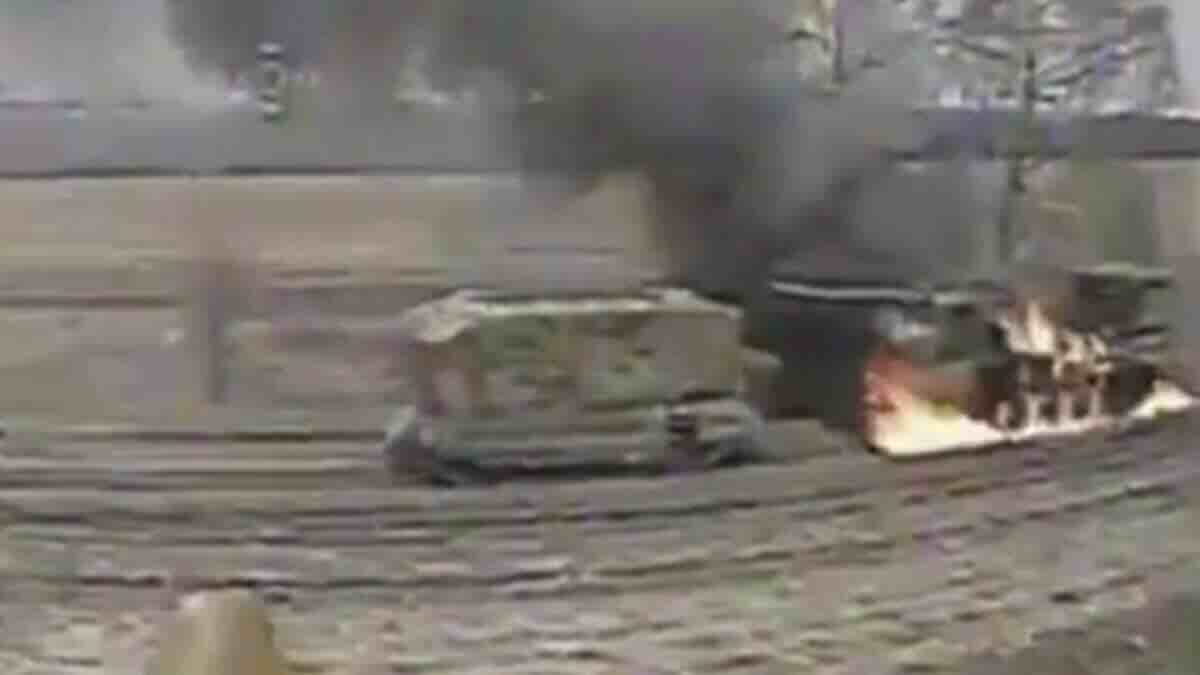 ukrajinci uništili tajno oružje severne koreje u rusiji – prvi put ikada vidimo m1978 koksan u plamenu! ukrajinci uništili tajno oružje severne koreje u rusiji – prvi put ikada vidimo m1978 koksan u plamenu!