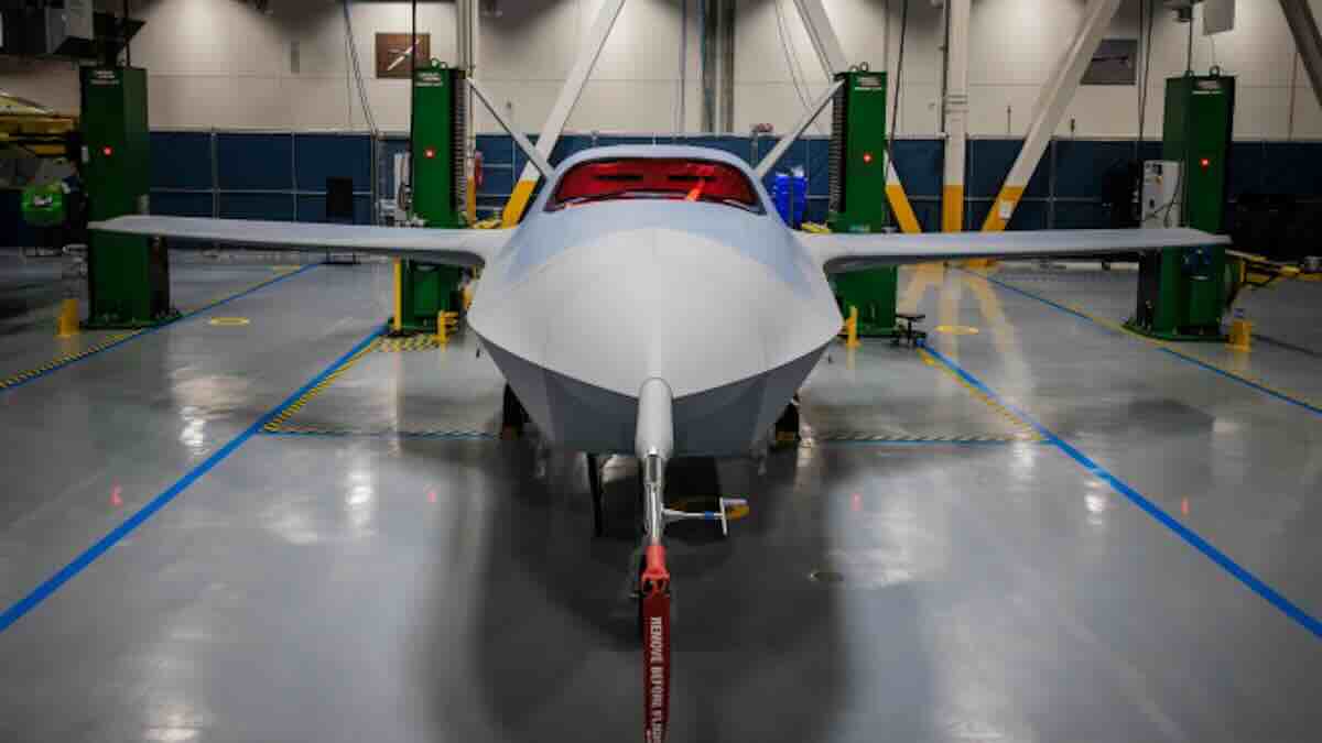 amerika diže u vazduh bespilotnog „ubicu” – novi lovac yfq 42a stiže kao verna senka f 35!