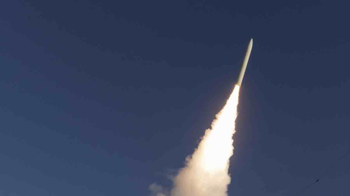 amerika testirala tajno hipersonično oružje sa broda uss zumwalt, zasnovano na hladnom gasu! amerika testirala tajno hipersonično oružje sa broda uss zumwalt, zasnovano na hladnom gasu!