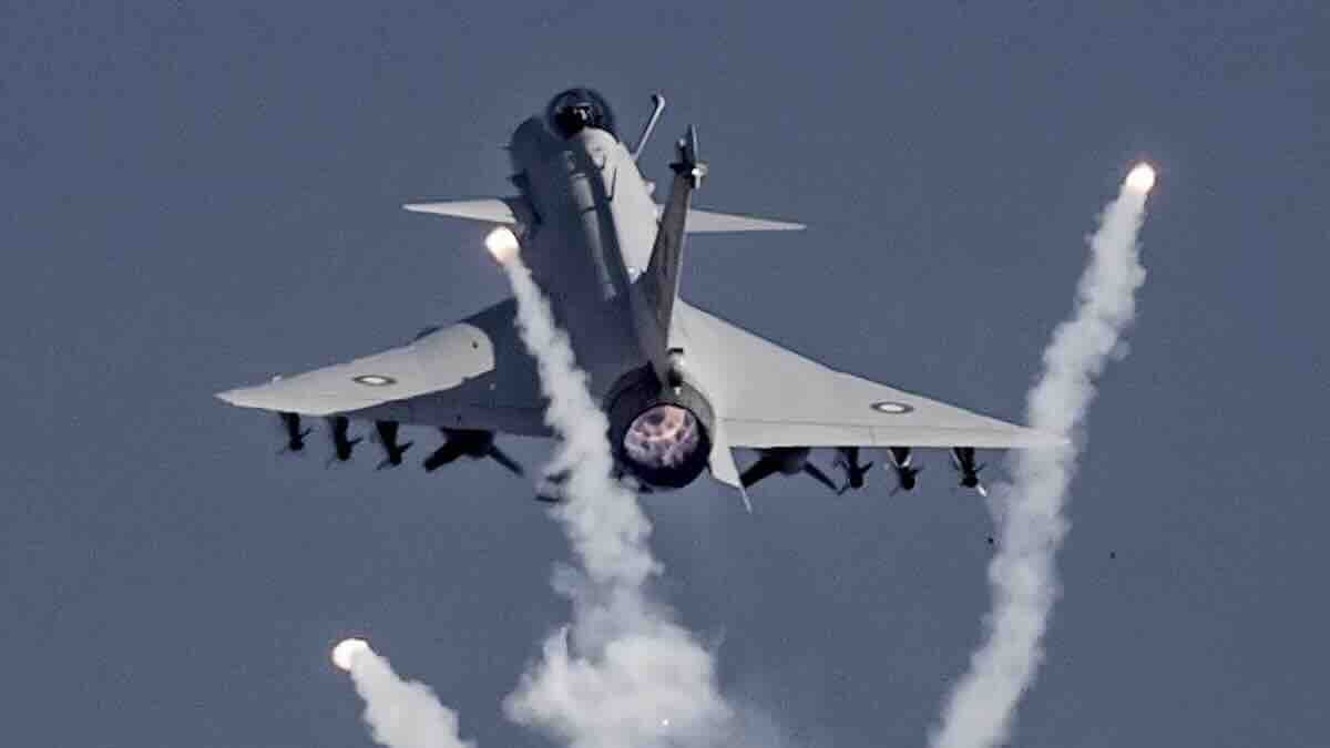 kinesko oružje protiv zapadnog da li je j 10c oborio rafale i potpuno promenio tok istorije? kinesko oružje protiv zapadnog da li je j 10c oborio rafale i potpuno promenio tok istorije?