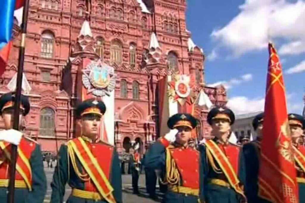 moskva obeležava 80 godina pobede jubilarna vojna parada održana na crvenom trgu