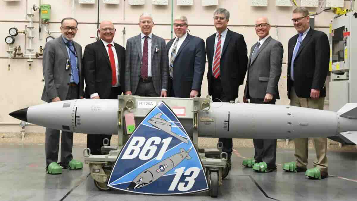 nova američka nuklearna bomba b61 13, 24 puta jača od hirošime, završena godinu dana pre roka!