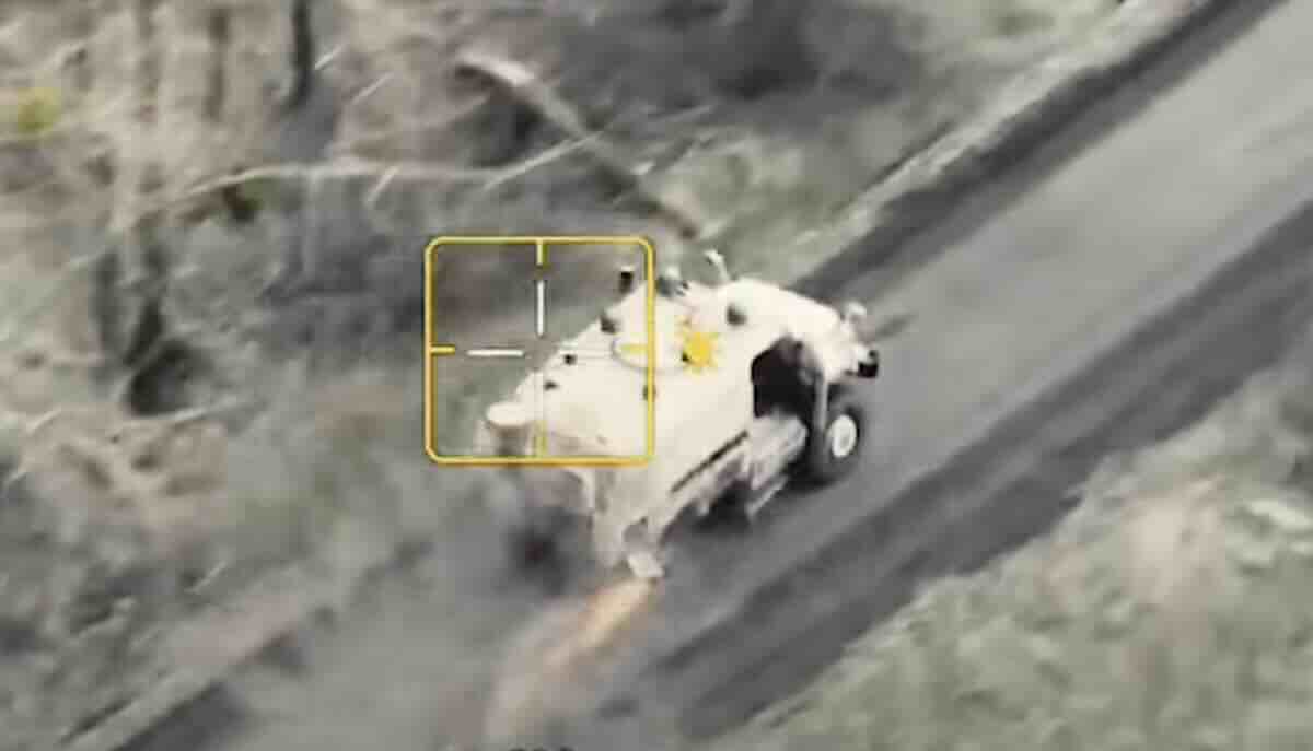 spektakularno spasavanje pod vatrom američki mrap maxxpro ukrajinskih snaga beži iz zasede bez točka! [video]